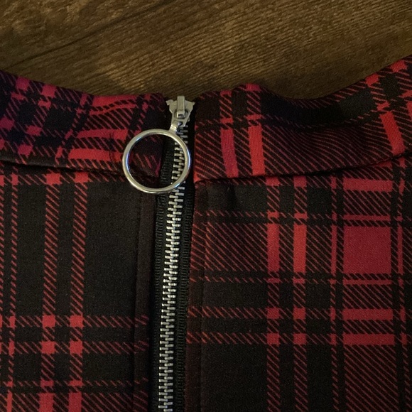 Hot topic flared skirt size LG - Picture 3 of 9